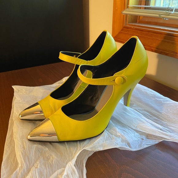 Asos Bright Yellow Mary Jane Heels with Metal Toecap UK4 US6 - Picture 2 of 8